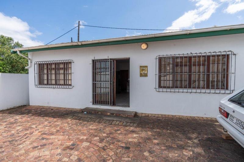 11 Bedroom Property for Sale in Grahamstown Central Eastern Cape